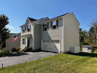Main picture of 155 Richards Ct