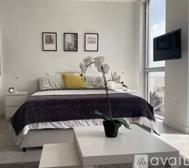 Main picture of Yotelpad