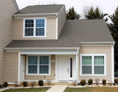 Main picture of 100 Amber Cir NW