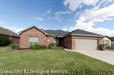 Main picture of 4326 Chisholm Trl