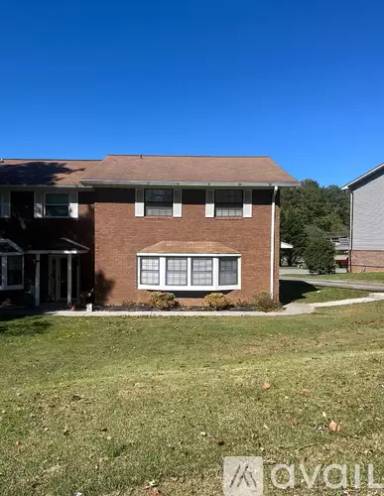 Main picture of 115 Golfcrest Ln