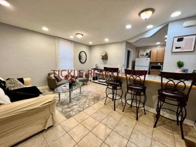 Main picture of 36 Vick Park B