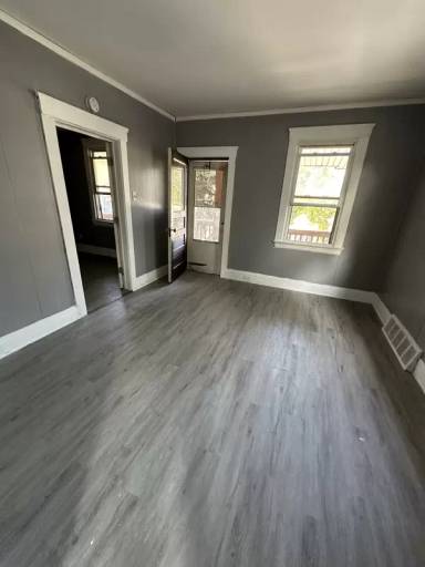 Main picture of 3736 W 13th St