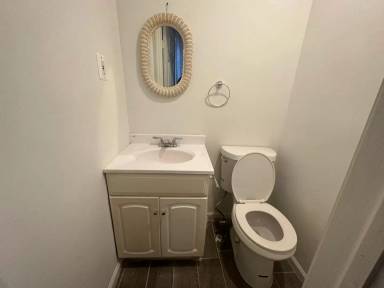Main picture of 1046 Alcott St