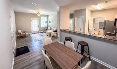 Main picture of Pine Court Apartments