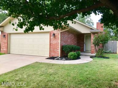 Main picture of 11121 Springhollow Ct