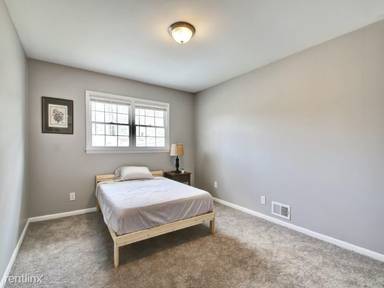 Main picture of 2415 Tiffany Pl