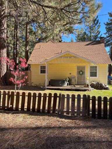 Main picture of 1171 Carson Ave