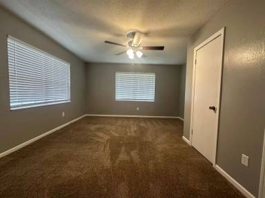 Main picture of 1950 Midyette Ct