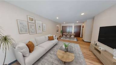 Main picture of 210 S Hyland Ave