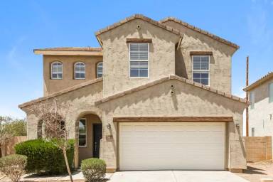 Main picture of 2526 S 90th Gln
