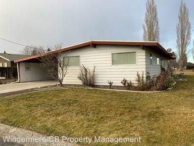 Main picture of 784 Canterbury Rd NW