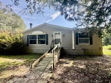 Main picture of 4113 Dixon Ln SE