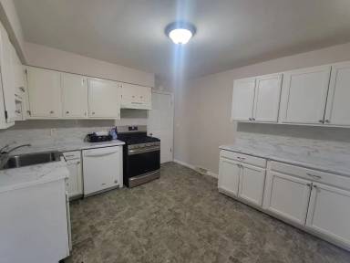 Main picture of 2523 W Nebraska Ave