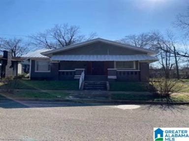 Main picture of 207 16th Ave S