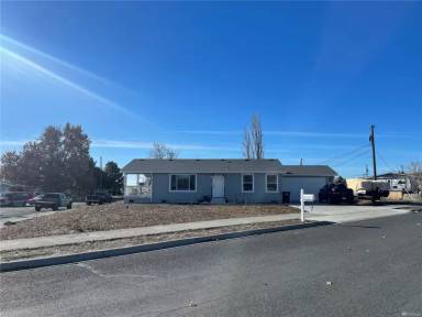 Main picture of 906 S C St