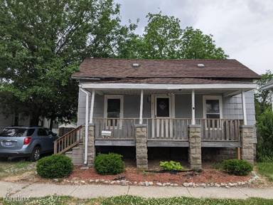 Main picture of 812 S Jefferson St
