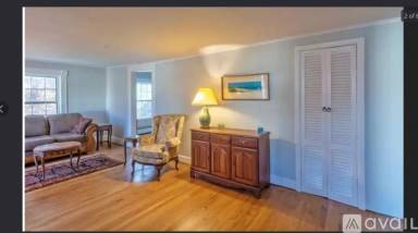 Main picture of 18 Summit St