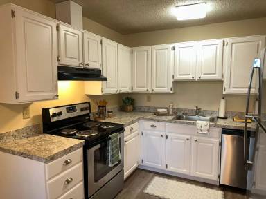 Main picture of 5733 SE King Rd