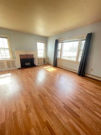 Main picture of 205 Quassaick Ave