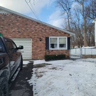 Main picture of 17 Quarry Dr