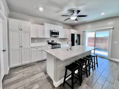 Main picture of 2132 San Marino Ave