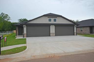 Main picture of Chisholm Creek Village
