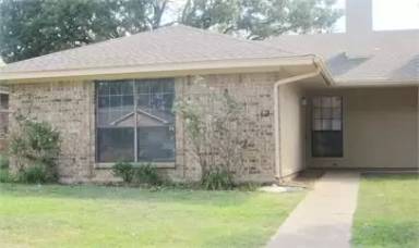 Main picture of 15 - 16 Shady Valley Ct