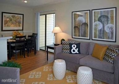 Main picture of Westchase Creek Apartments