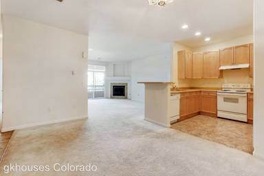 Main picture of 8497 S Hoyt Way