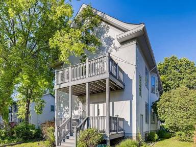 Main picture of 815 Logan Ave N