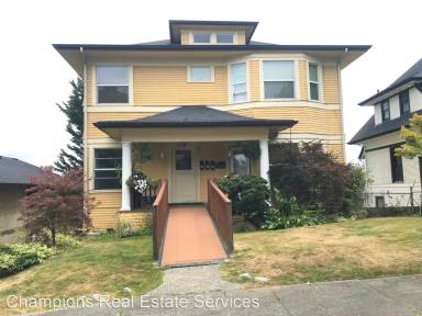 Main picture of 3211 Grand Ave