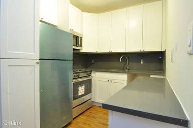 Main picture of 226 E 25th St