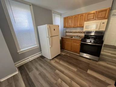 Main picture of 2825 W Lehigh Ave