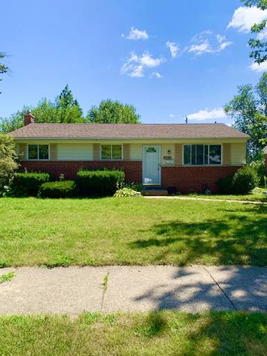 Main picture of 15587 Oakbrook St