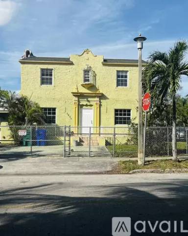 Main picture of 1801 SW 10th St