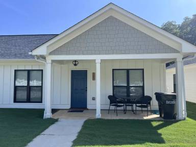 Main picture of 188 Vickery St