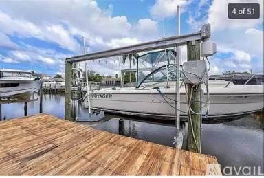 Main picture of 10621 Hatteras Dr