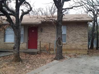 Main picture of 609 Maurice St