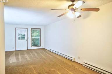 Main picture of 3621 Casteel St