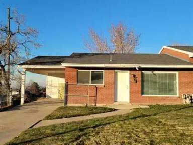 Main picture of 413 Oakmont Dr