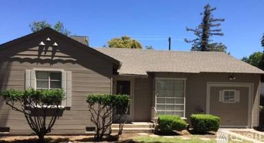 Main picture of 402 N Santa Ana Ave