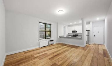 Main picture of 628 W 151st St
