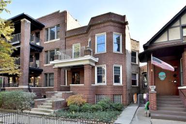 Main picture of 1421 W Rascher Ave