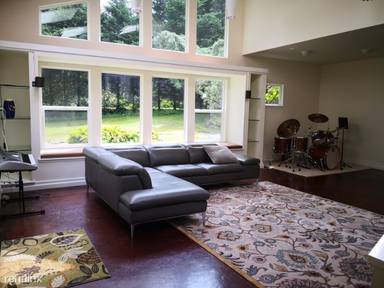 Main picture of 4028 140th Ave NE
