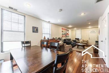 Main picture of 1627 N Winchester Ave