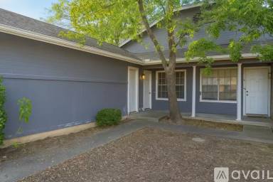 Main picture of 2001A Leeann Dr