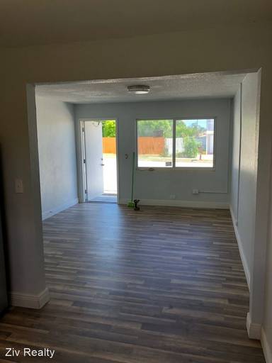 Main picture of 1409 W 31st St