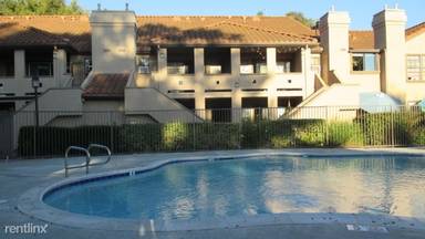 Main picture of 1068 Calle del Cerro