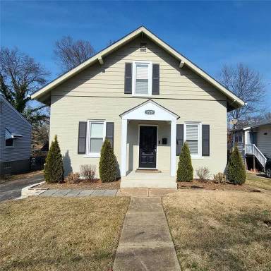 Main picture of 729 Luckystone Ave
